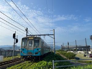 列車と坊ちゃんスタジアム