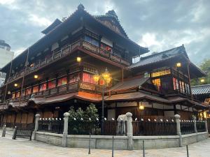 道後温泉本館のインスタレーション